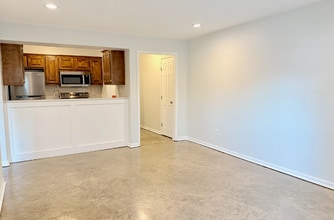 12027 W 58th Pl in Shawnee, KS - Building Photo - Building Photo