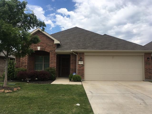 4733 Lazy Oaks St in Fort Worth, TX - Building Photo