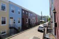 2316 Hunter St photo'