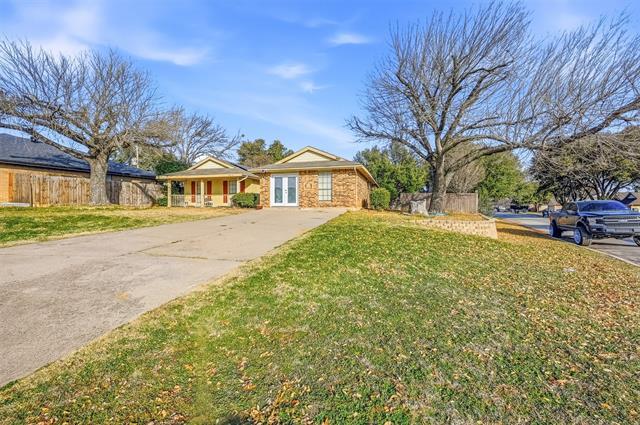 6408 Woodstream Trail in Fort Worth, TX - Building Photo - Building Photo
