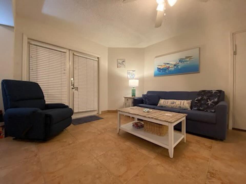 8600 Ridgewood Ave in Cape Canaveral, FL - Building Photo