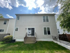 604 Nathan Pl NE in Leesburg, VA - Building Photo - Building Photo