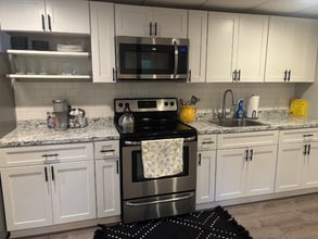 364 Argus Cir NW in Atlanta, GA - Foto de edificio - Building Photo