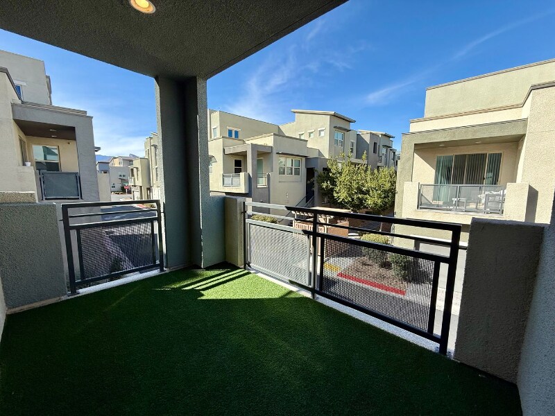 11237 Rainbow Peak Ave in Las Vegas, NV - Building Photo