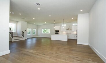 836 Fisher St in Houston, TX - Building Photo - Building Photo