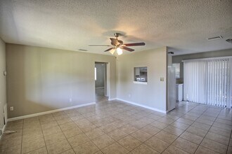 2806 Wadsworth Ave in Orlando, FL - Building Photo - Building Photo