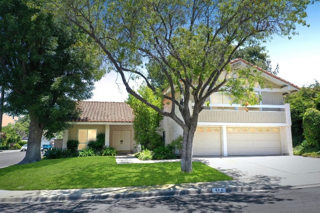 property at 912 Brightstone Ct