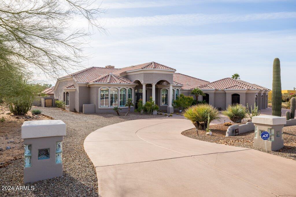 9377 E Conquistadores Dr in Scottsdale, AZ - Building Photo