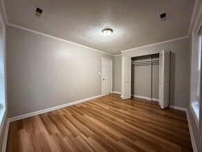 239 Moreland Way in Hapeville, GA - Building Photo - Building Photo