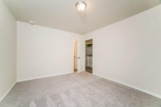 15605 Del Norte Dr in Conroe, TX - Foto de edificio - Building Photo