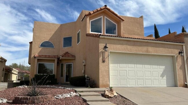 property at 11125 Malaguena Ln NE