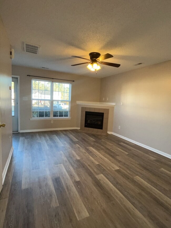 809 Timberlake Trail in Jacksonville, NC - Building Photo - Building Photo