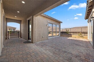 6243 Carol Butte Ct in Las Vegas, NV - Building Photo - Building Photo