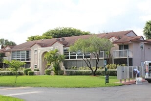 4680 NW 102nd Ave, Unit 104-20 in Doral, FL - Building Photo