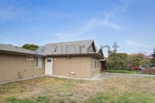 1413 12th St NE in Auburn, WA - Building Photo