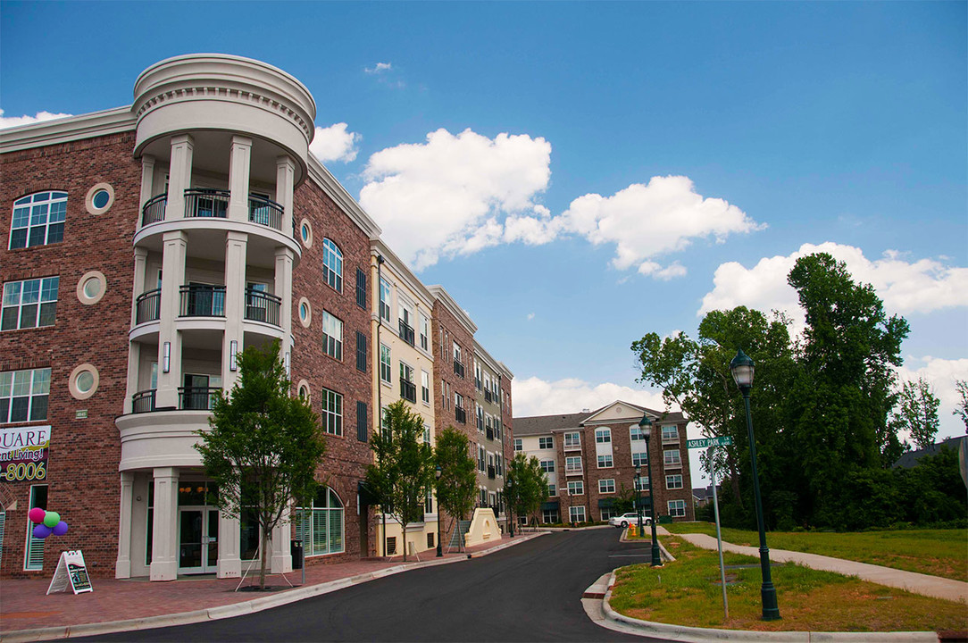 Springcroft at Ashley Park in Charlotte, NC - Building Photo