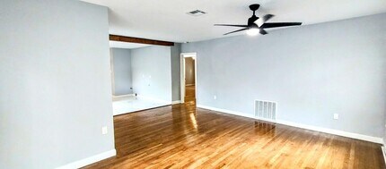 4000 Austin Ave in Waco, TX - Building Photo - Building Photo