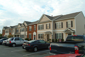 128 Colter Dr in Richmond, VA - Foto de edificio - Building Photo