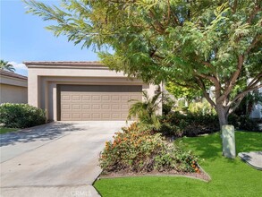 54829 Oak-Hill, Unit A44 in La Quinta, CA - Building Photo - Building Photo