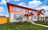 1551 W Agarita Ave, Unit 2