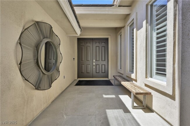 property at 609 Point Ridge Pl