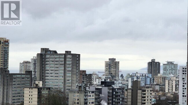 1420-1420 W Georgia St in Vancouver, BC - Building Photo - Building Photo