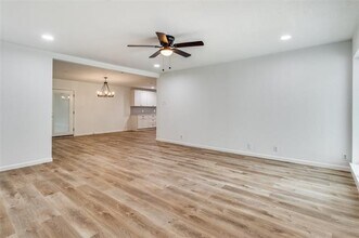 1208 N Grant Dr in Sherman, TX - Building Photo - Building Photo