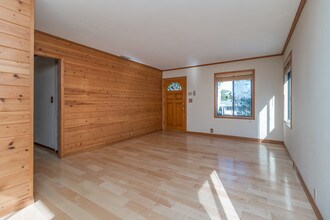 11940 Woodbine St in Los Angeles, CA - Building Photo - Building Photo