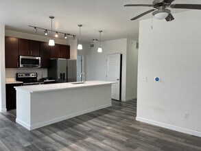 9227 Rolling Way-Unit -102 in Parker, CO - Building Photo - Building Photo