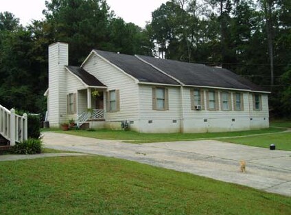 1331 Wesleyan Dr in Macon, GA - Building Photo