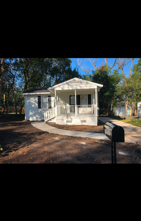 1618 Elberta Dr in Tallahassee, FL - Building Photo