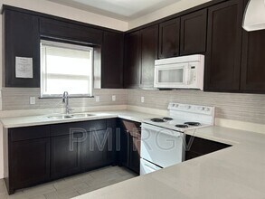 3705 Paola St in Edinburg, TX - Building Photo - Building Photo