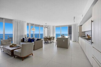 4111 S Ocean Dr in Hollywood, FL - Building Photo - Building Photo