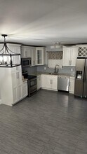 2816 Kirk Rd in Lake Worth Beach, FL - Foto de edificio - Building Photo