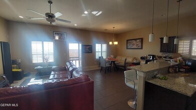 13076 Cozy Cove Ave in El Paso, TX - Building Photo - Building Photo