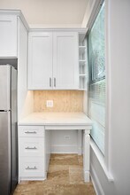 858 W Armitage Ave, Unit 3 in Chicago, IL - Building Photo - Building Photo