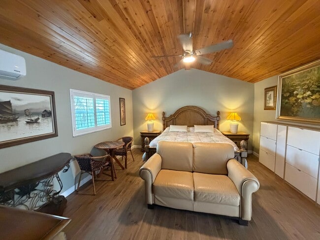 190 Sand Pine Rd
