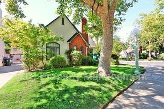 900 45th St in Sacramento, CA - Building Photo - Building Photo