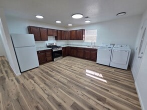 225 N New York Ave in Alamogordo, NM - Building Photo - Building Photo