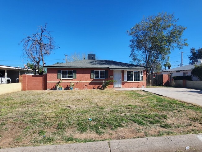 2732 W Luke Ave in Phoenix, AZ - Building Photo - Building Photo