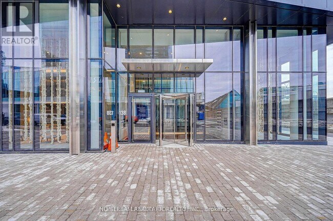 138 Downes St in Toronto, ON - Building Photo - Building Photo