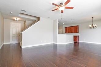 3613 Hatchbend Way in Wesley Chapel, FL - Building Photo - Building Photo