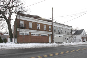 114 Woodbridge Ave in Highland Park, NJ - Building Photo - Building Photo