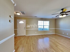 205 N Fuquay Springs Ave in Fuquay Varina, NC - Building Photo - Building Photo