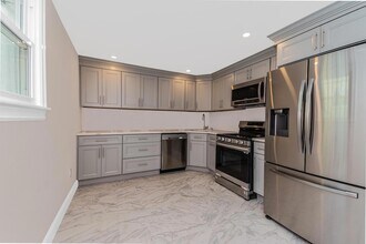 2 Bryn Mawr Pl, Unit Gr Level in Yonkers, NY - Building Photo - Building Photo