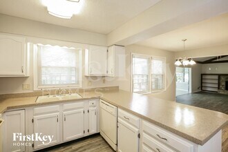 211 Banbury Rd in Noblesville, IN - Building Photo - Building Photo