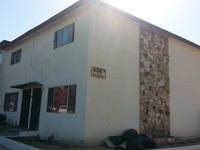 436 N Pacific Ave in San Pedro, CA - Foto de edificio - Building Photo