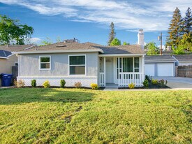 2537 Michelle Dr in Sacramento, CA - Building Photo