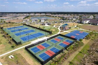 14275 Pine Lodge Ln, Unit 09109 in Ft. Myers, FL - Building Photo - Building Photo
