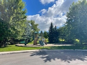 355 Essa Rd in Barrie, ON - Building Photo - Building Photo